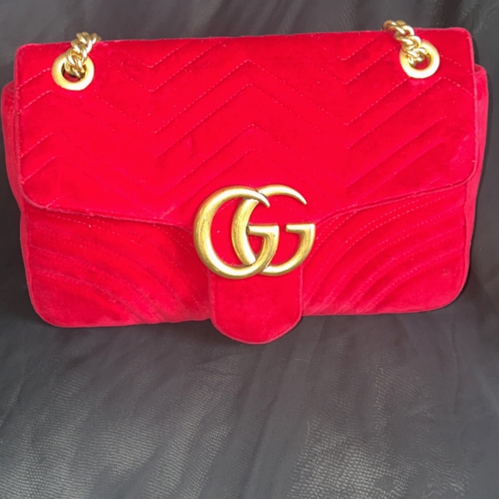 Gucci Medium Velvet Marmont Matelasse Shoulder Bag